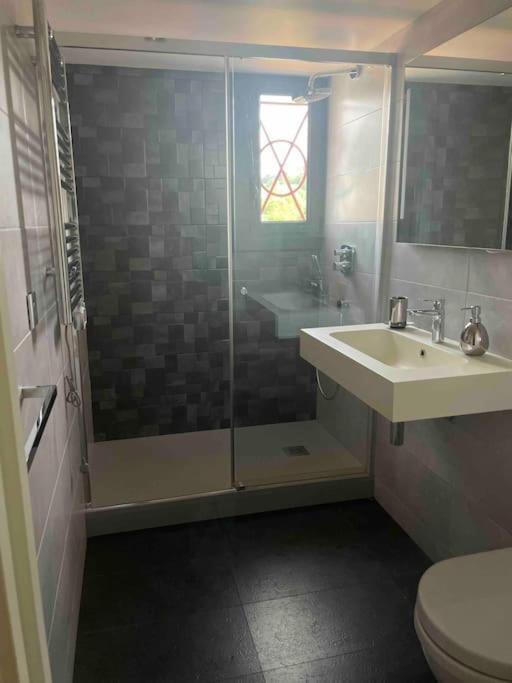 Casa Romantica En Hendayaヴィラ エクステリア 写真