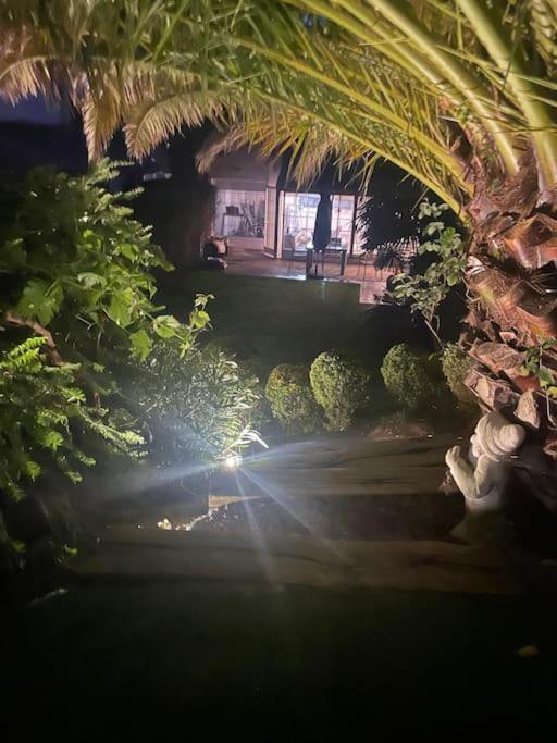 Casa Romantica En Hendayaヴィラ エクステリア 写真